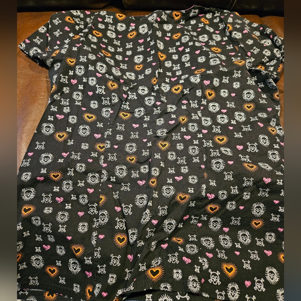 Scrub Top - Picture 5 of 5